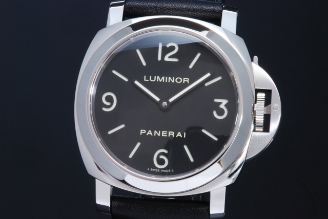 値下げ中！PANERAI パネライ 見越し 腕時計 ルミノール ベース PAM00112