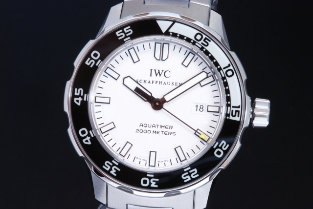 IWC IW356809 アクアタイマー オートマティック 2000 メンズ ダイバー 白文字盤【正規品・美品・メーカーメンテンナンス済】