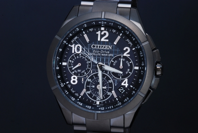 シチズン アテッサ ブラックチタン GPS 腕時計 CC9075-52E