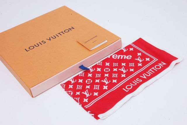 限定supreme LOUIS VUITTON バンダナ スカーフ-