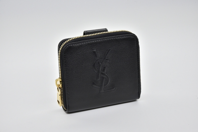 良品✨イヴサンローラン 二つ折り財布 ラウンドファスナー YSL ロゴ型