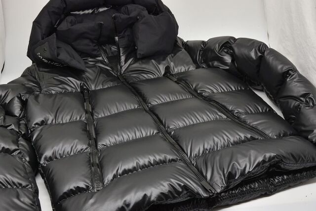 モンクレール MONCLER Zubair ダウン ジャケット ショートダウンジャケット ＃3 メンズ ブラック【国内正規品・新品同様】