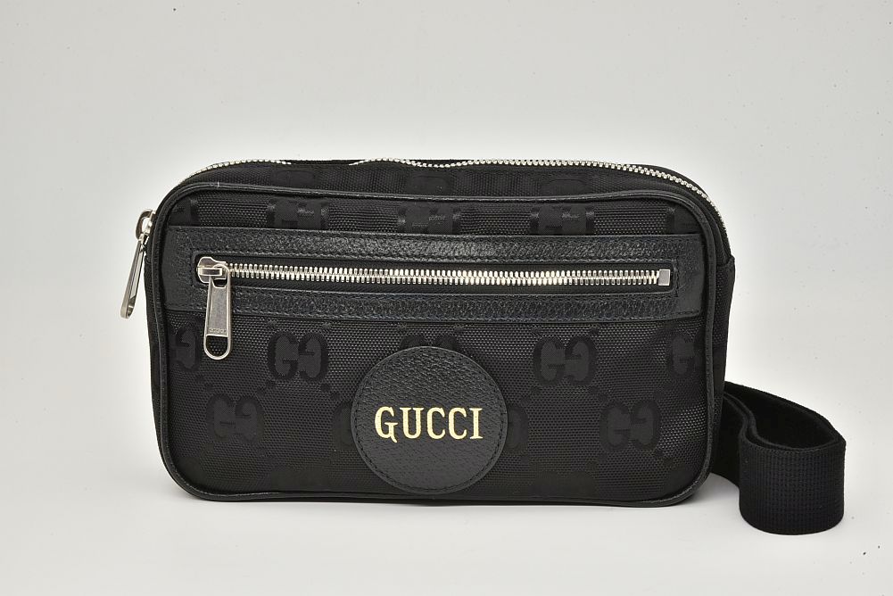 新品登場 日本限定 Gucci ベルトバッグ Grid The Off ショルダーバッグ