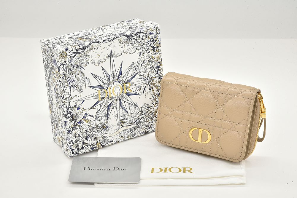 新品未使用 Dior 折りたたみ財布
