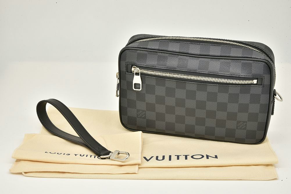 お買い得ルイヴィトン LOUIS VUITTON ポシェット・カサイ 黒 ブラック M30441 タイガライン