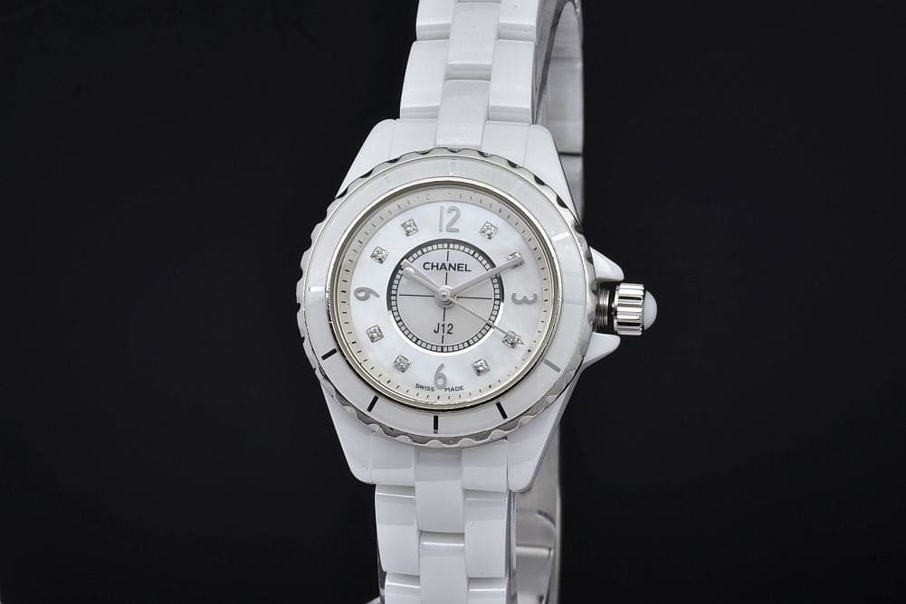 CHANEL シャネル H2570 J12 ホワイトセラミック 8Pダイヤ